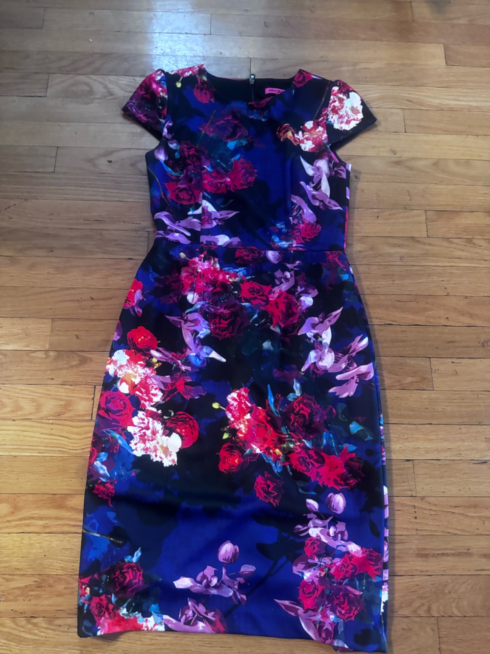 Betsey Johnson Floral Sheath Dress Size 6 Blue Pink Cap Sleeve Cocktail Midi - Picture 9 of 11
